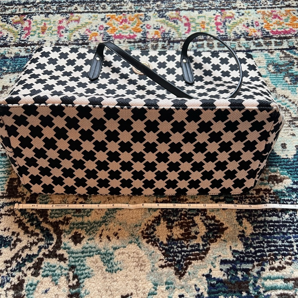 NWOT-Spartina Black and Tan Tote Bag. Red interior. Beautiful! - Picture 3 of 8